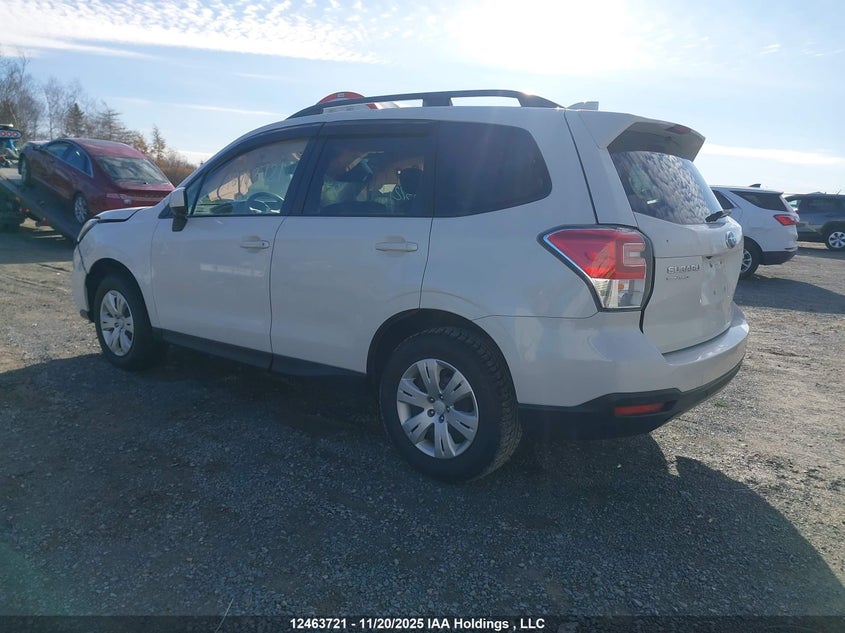 JF2SJEMC2JH536105 2018 SUBARU FORESTER photo no. 3