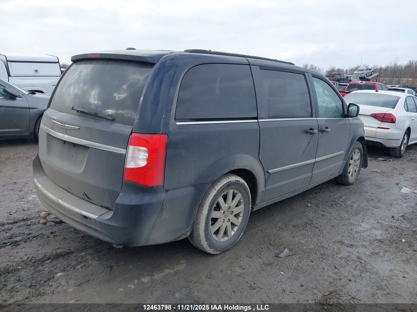 2A4RR8DG2BR654164 2011 CHRYSLER TOWN & COUNTRY photo no. 4