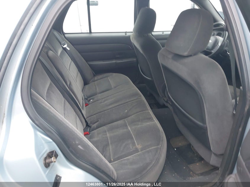 2005 Ford Crown Victoria VIN: 2FAFP74W33X213288 Lot: 12463801