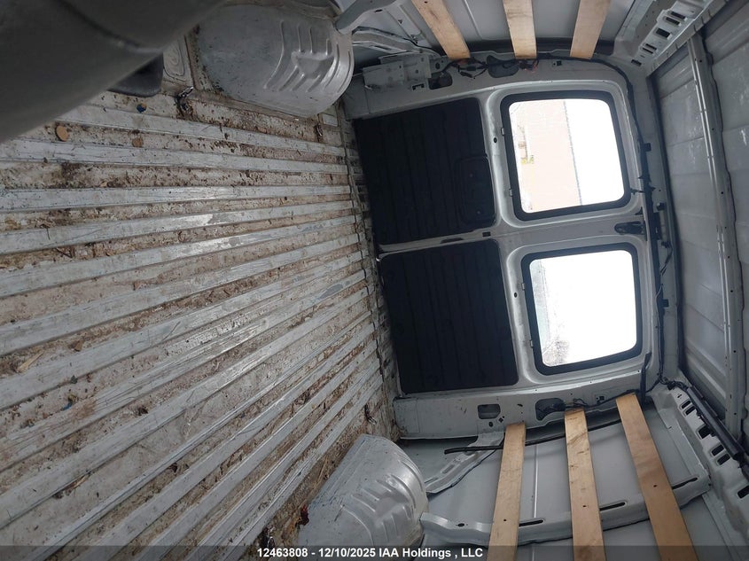 2018 GMC Savana 2500 Work Van VIN: 1GTW7AFG5J1323357 Lot: 12463808