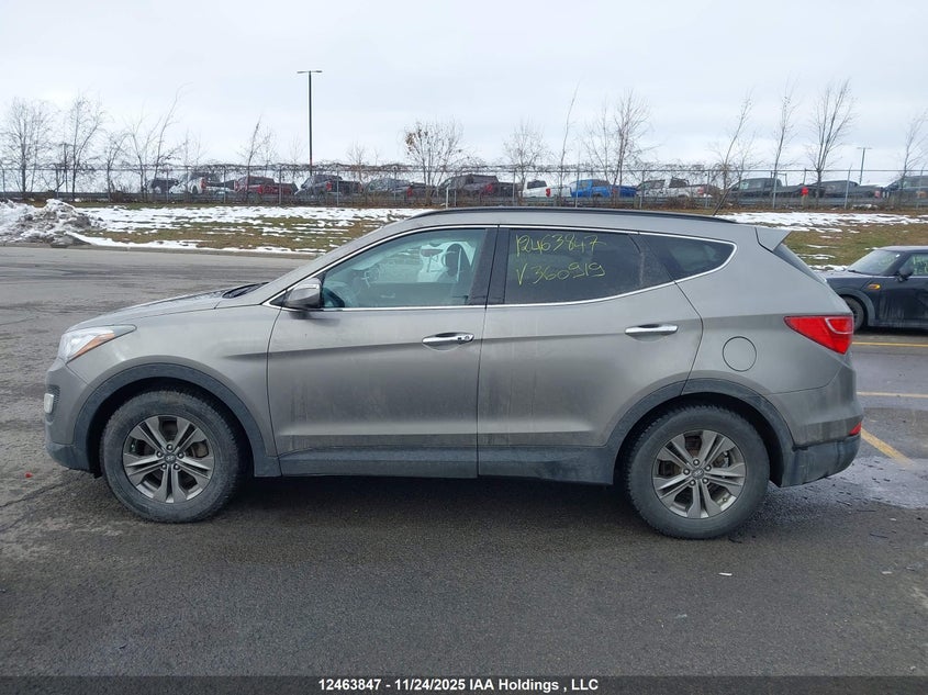 5XYZUDLB7GG360919 2016 HYUNDAI SANTA FE photo no. 14