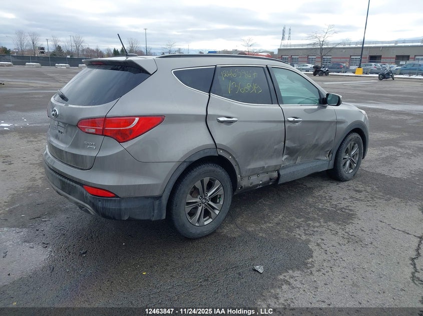 5XYZUDLB7GG360919 2016 HYUNDAI SANTA FE photo no. 4