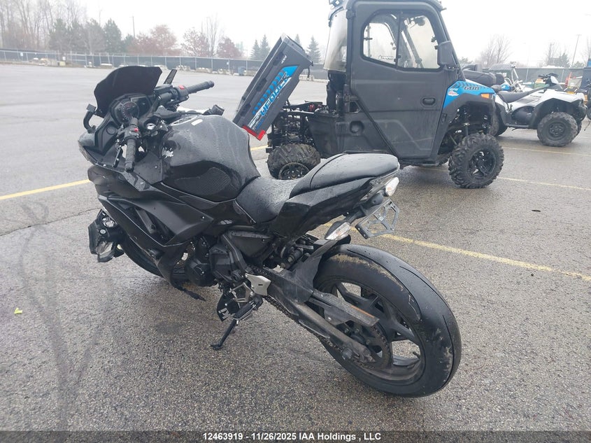 JKAEXEK14KDA33841 2019 KAWASAKI NINJA photo no. 3