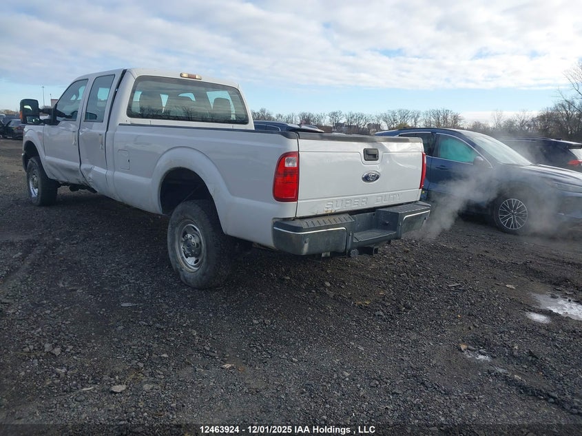 1FT8W3B67FEA24876 2015 FORD F350 photo no. 3