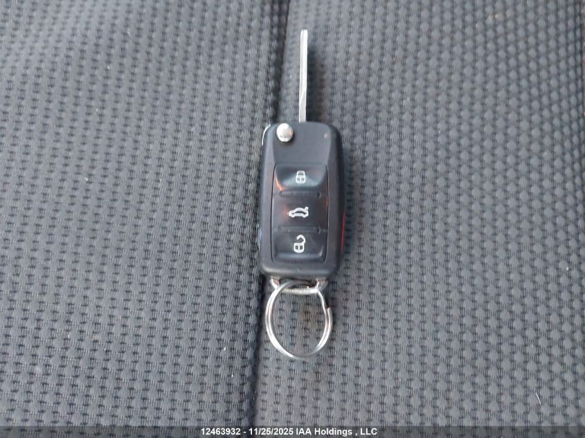 2012 Volkswagen Golf 2.5L Comfortline/2.5L Highline/2.5L Sportline/2.5L Trendline VIN: WVWCA7AJ3CW008590 Lot: 12463932