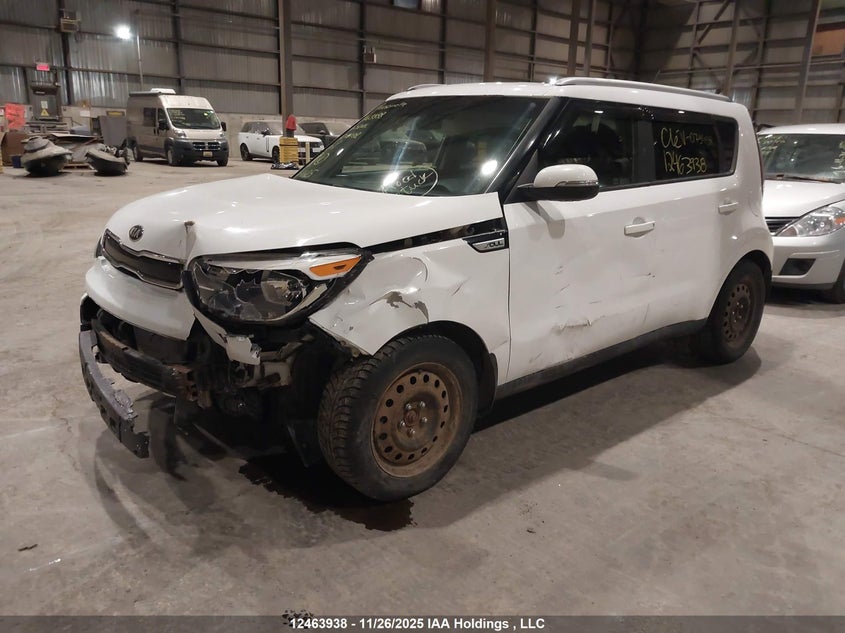 KNDJP3A59E7079498 2014 KIA SOUL photo no. 2