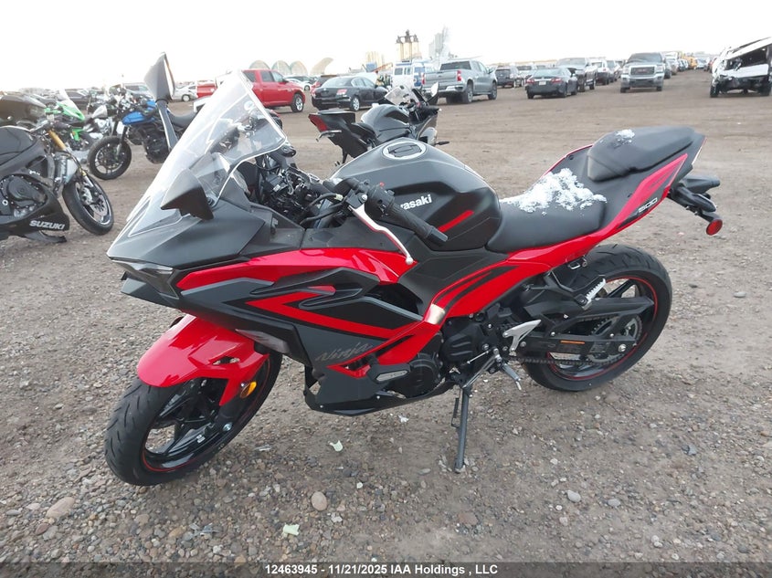 ML5EXGJ18SDA59209 2025 KAWASAKI NINJA photo no. 2
