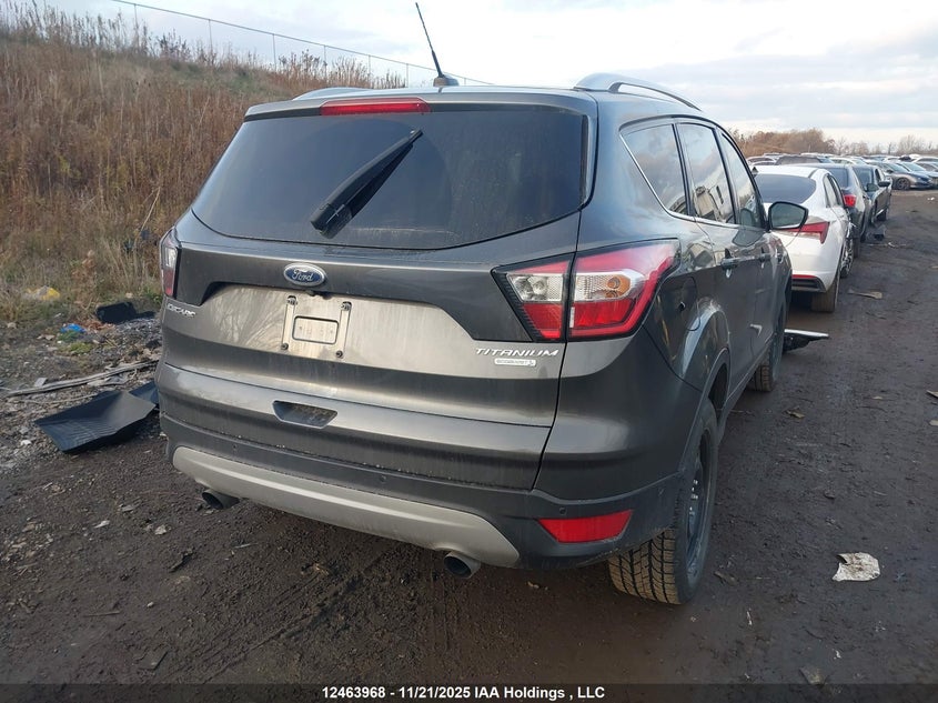 1FMCU0J96HUB11280 2017 FORD ESCAPE photo no. 4