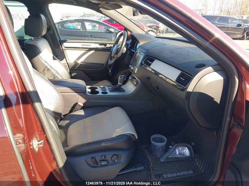 WVGRF7BP0HD000279 2017 VOLKSWAGEN TOUAREG photo no. 5