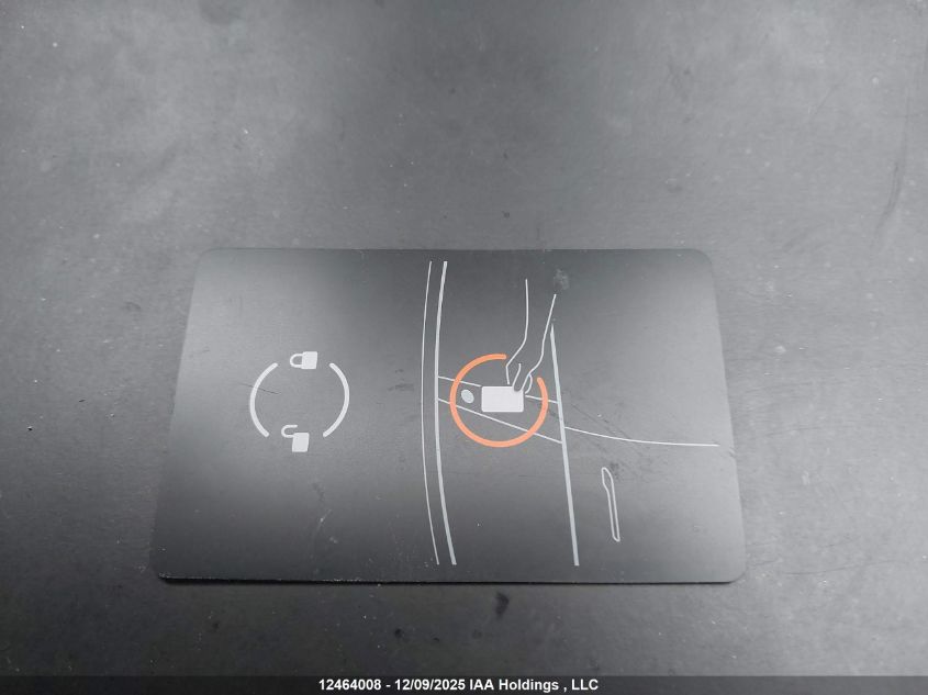 2018 Tesla Model 3 Long Range/Performance VIN: 5YJ3E1EB5JF108101 Lot: 12464008