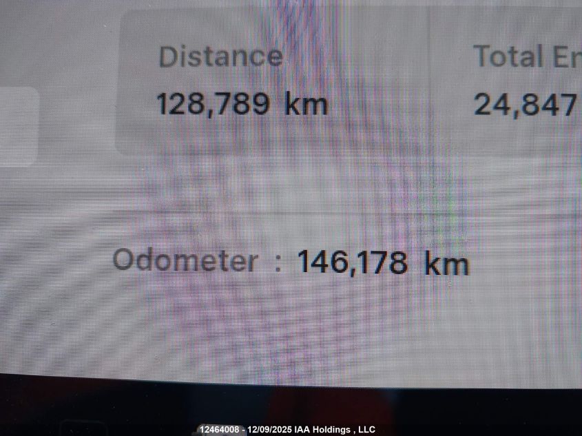 2018 Tesla Model 3 Long Range/Performance VIN: 5YJ3E1EB5JF108101 Lot: 12464008