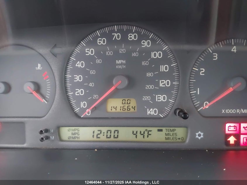YV1NC63D23J036764 2003 VOLVO C70 photo no. 15