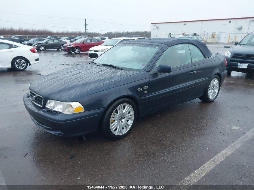 YV1NC63D23J036764 2003 VOLVO C70 photo no. 2