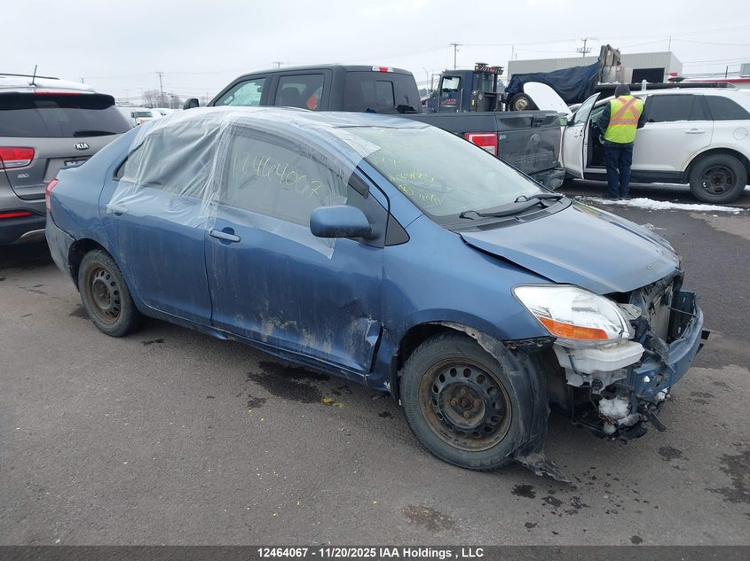 JTDBT923971063775 2007 Toyota Yaris auction photo 1