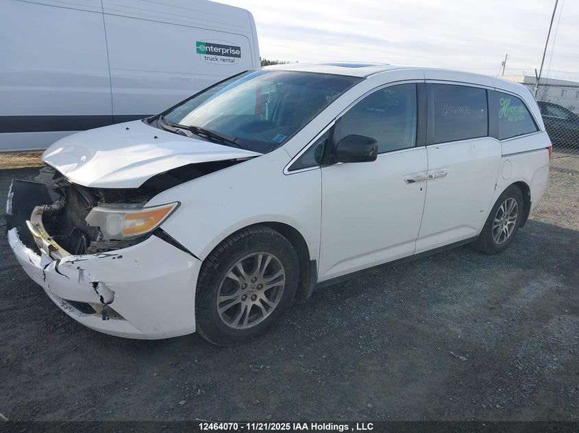 5FNRL5H6XBB507559 2011 HONDA ODYSSEY photo no. 2