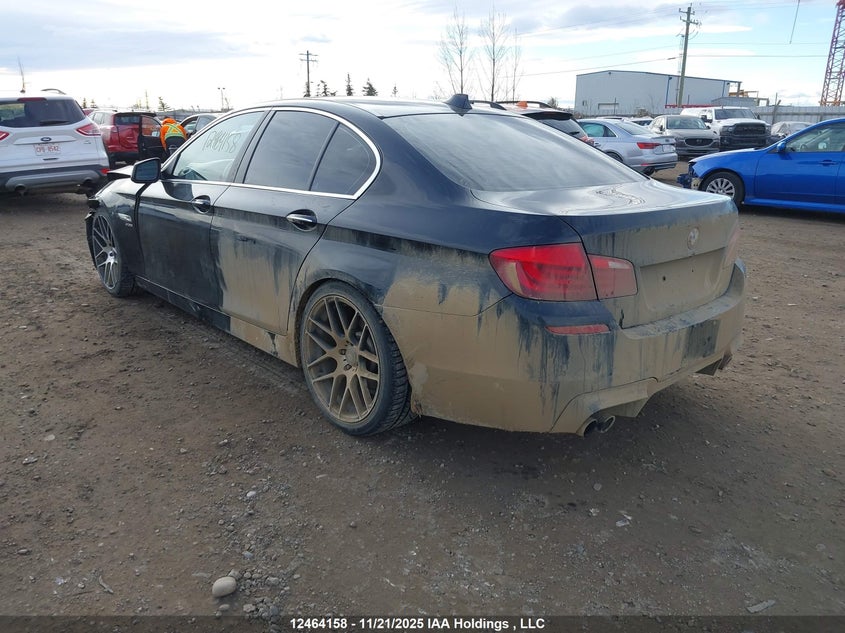 WBAXH5C57CDW02965 2012 BMW 5ER photo no. 3