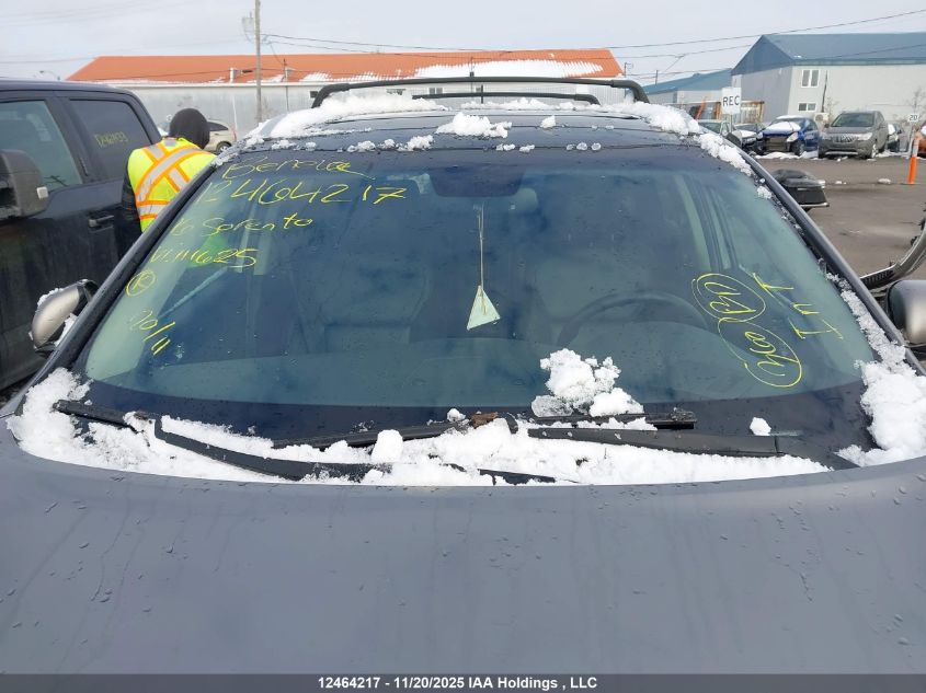 2016 Kia Sorento 3.3L Ex/3.3L Ex+ VIN: 5XYPHDA55GG111625 Lot: 12464217