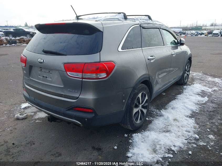 5XYPHDA55GG111625 2016 KIA SORENTO photo no. 4