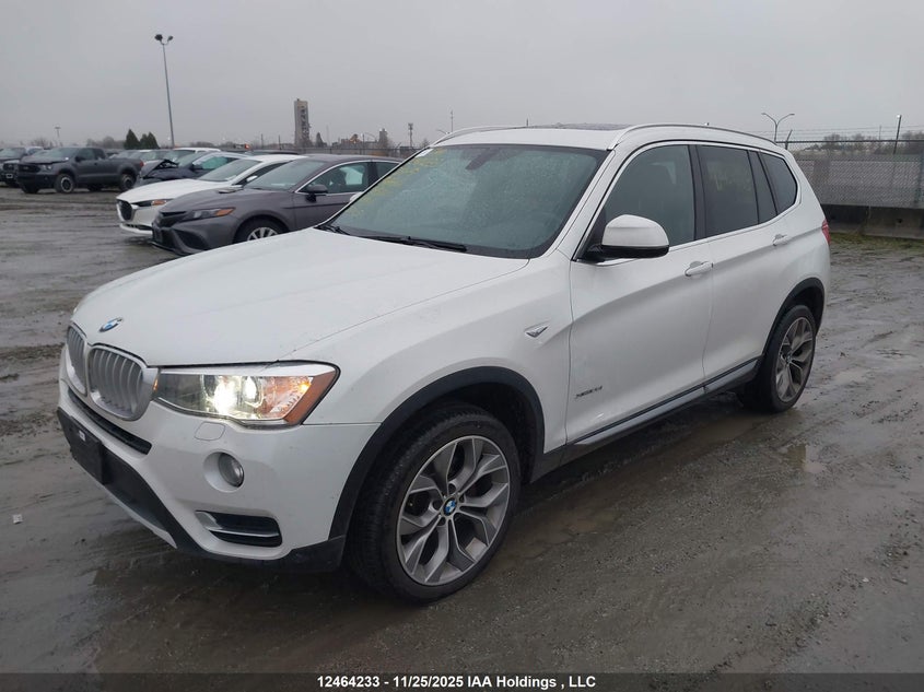 5UXWX9C32H0W77366 2017 BMW X3 photo no. 2