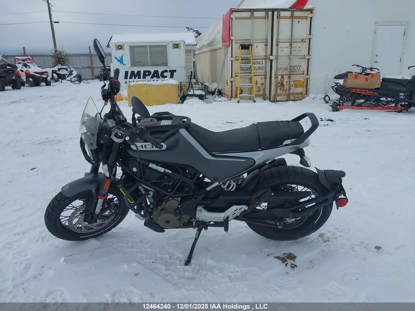 MD2JUJ40XMC277147 2021 HUSQVARNA SVARTPILEN photo no. 14