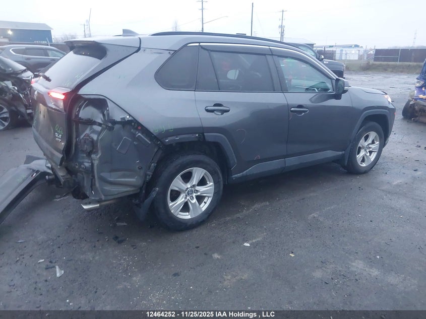 2T3R1RFV2MC154756 2021 TOYOTA RAV 4 photo no. 4