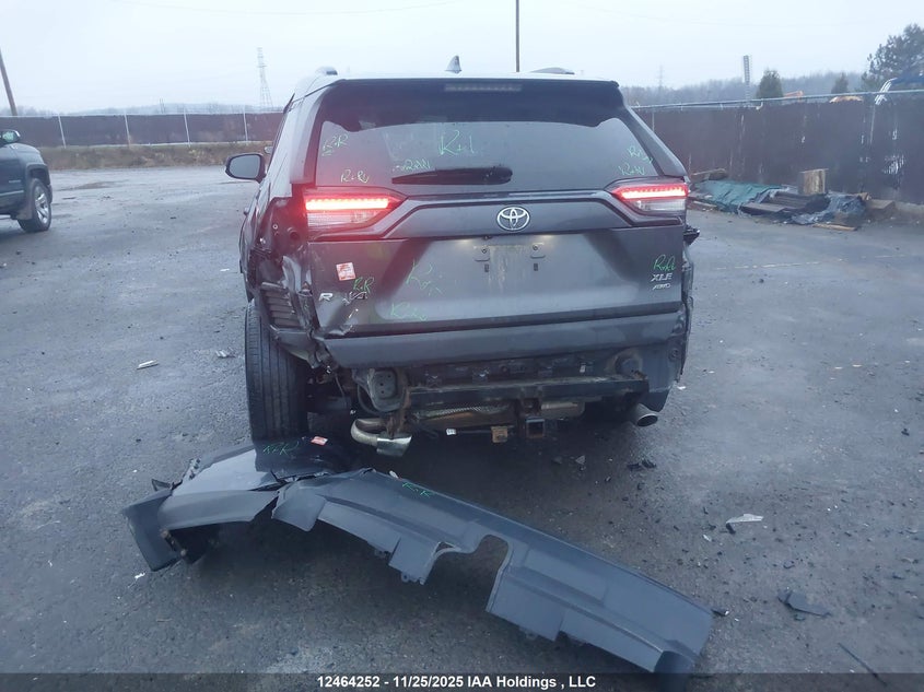 2021 Toyota Rav4 Xle/Xle Premium VIN: 2T3R1RFV2MC154756 Lot: 12464252