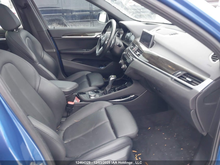 WBXHT3C32J3H33562 2018 BMW X1 photo no. 5