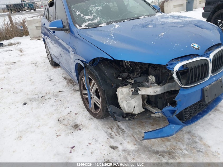 WBXHT3C32J3H33562 2018 BMW X1 photo no. 6