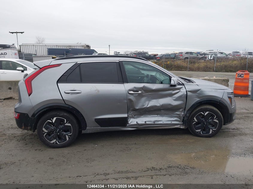 2023 Kia Niro Ev Limited/Limited W/Snow White Pearl Grey Exterior VIN: KNDCT3L17P5051941 Lot: 12464334