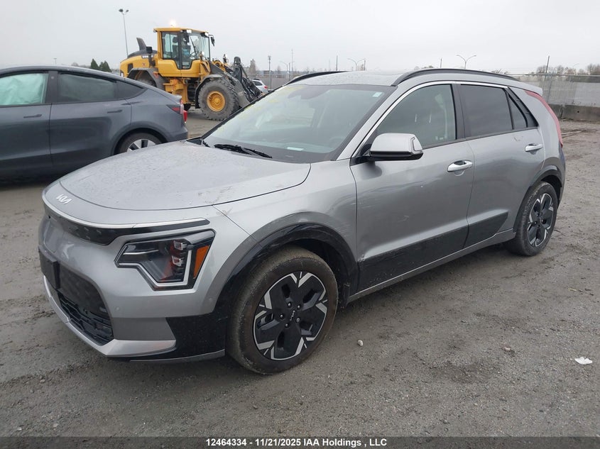 KNDCT3L17P5051941 2023 KIA NIRO photo no. 2