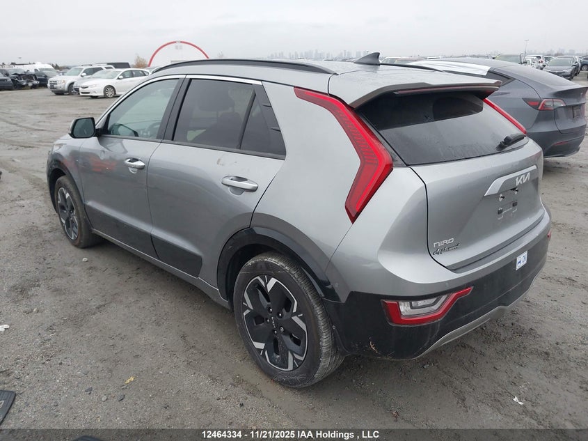 KNDCT3L17P5051941 2023 KIA NIRO photo no. 3