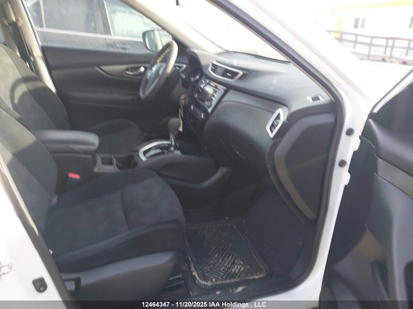 5N1AT2MV1FC814500 2015 NISSAN ROGUE photo no. 5