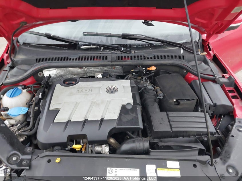 2014 Volkswagen Jetta 2.0 Tdi Comfortline/2.0 Tdi Highline/2.0 Tdi Trendline+ VIN: 3VWDL7AJ0EM369032 Lot: 12464397