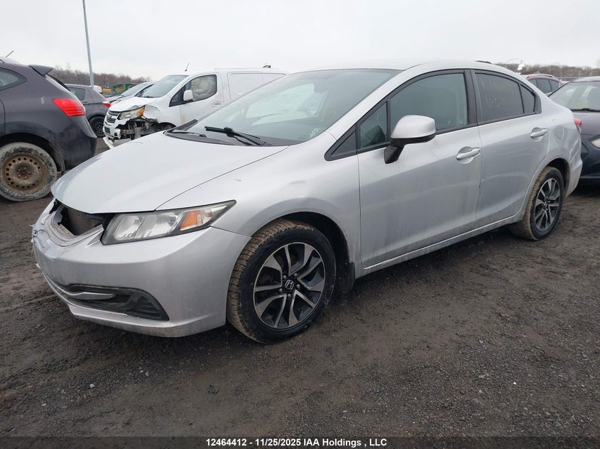 2HGFB2F43DH028212 2013 HONDA CIVIC photo no. 2