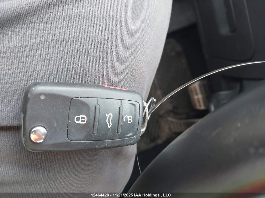 2019 Volkswagen Beetle Wolfsburg Edition VIN: 3VWJD7AT7KM714652 Lot: 12464428