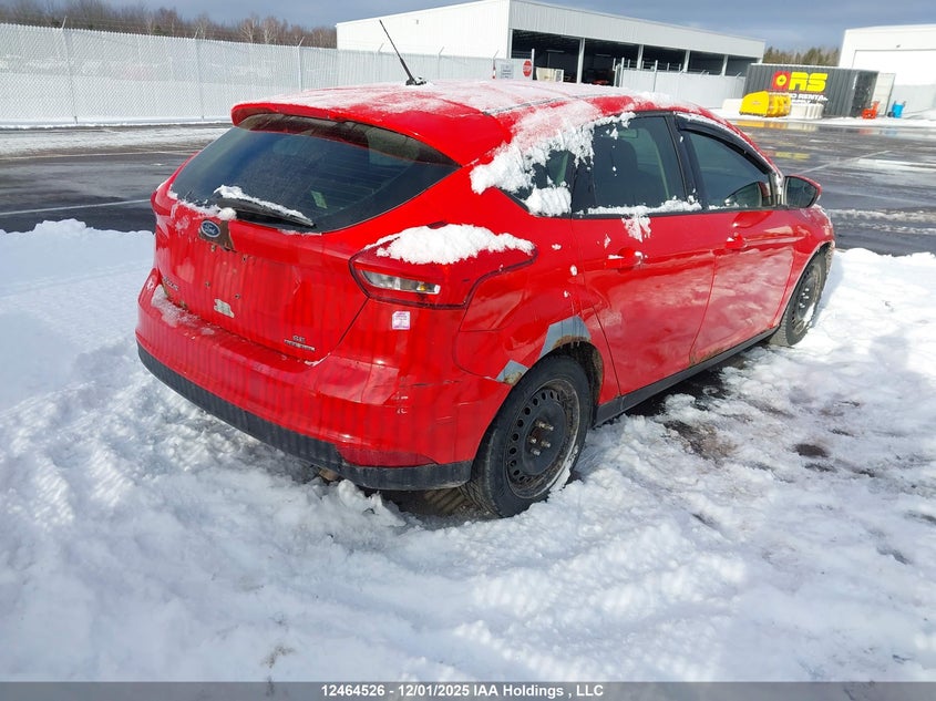 1FADP3K24FL309044 2015 FORD FOCUS photo no. 4