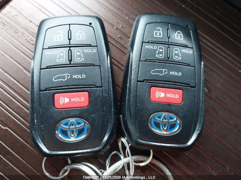 2023 Toyota Sienna Le/Xle/Platinum/Xse/Limited/Xse 25Th Anniversary VIN: 5TDGRKEC5PS158134 Lot: 12464527