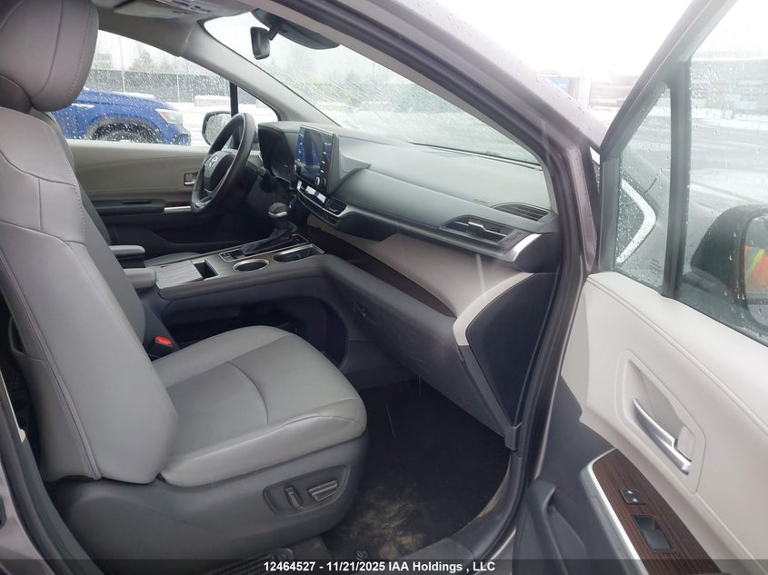 5TDGRKEC5PS158134 2023 TOYOTA SIENNA photo no. 5