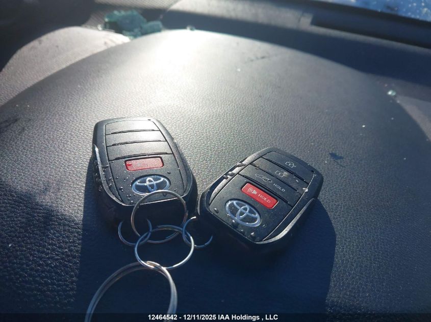 2025 Toyota Corolla Cross Hybrid Xse VIN: 7MUFBABG4SV075990 Lot: 12464542