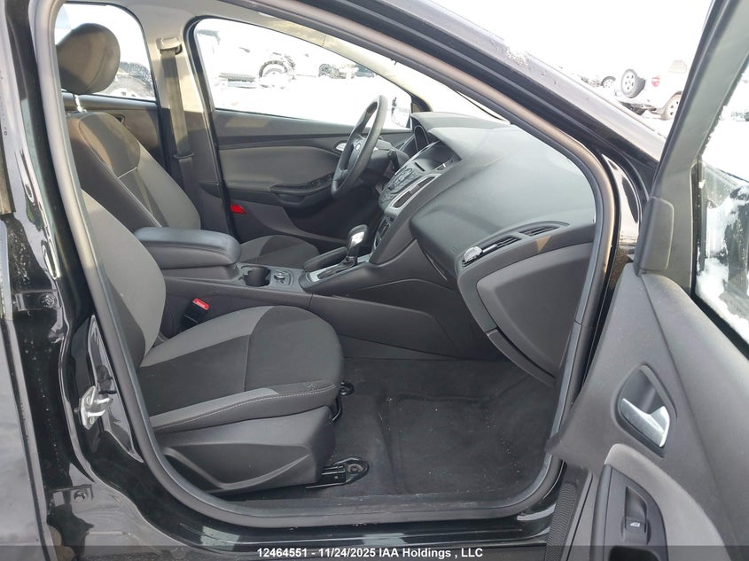 1FADP3K21EL328875 2014 FORD FOCUS photo no. 5