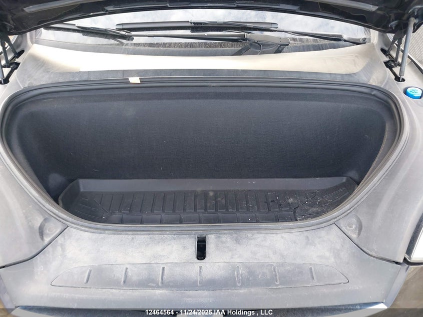 2016 Tesla Model X VIN: 5YJXCDE29GF031976 Lot: 12464564