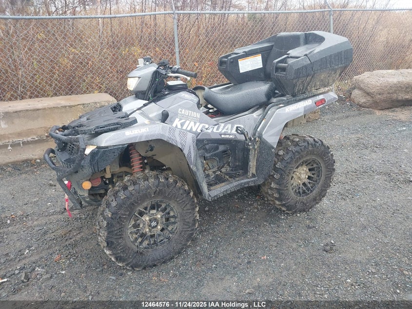 5SADW11H7P7102149 2023 SUZUKI  photo no. 2