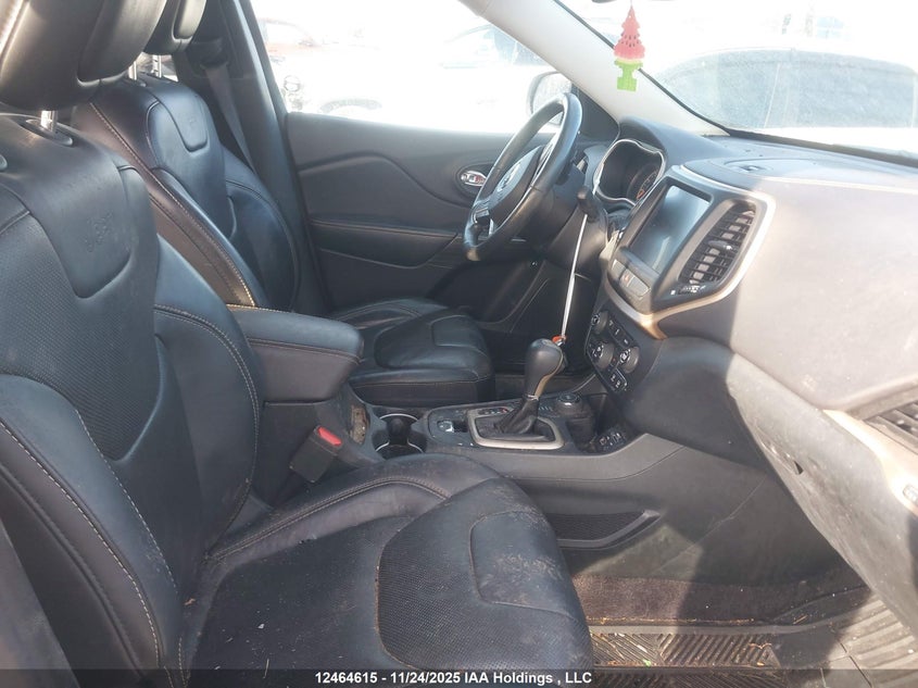 1C4PJMDB1GW263930 2016 JEEP CHEROKEE photo no. 5