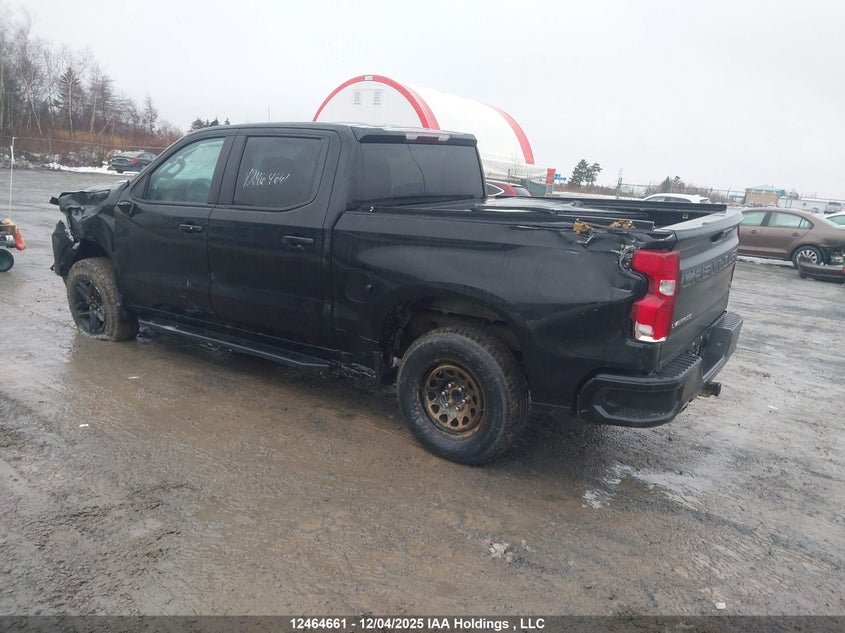 3GCUDFET8NG546835 2022 CHEVROLET SILVERADO photo no. 3