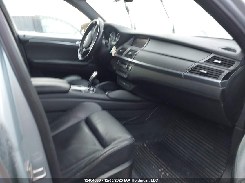 5YMGZ0C52CLL29658 2012 BMW X6 M photo no. 5