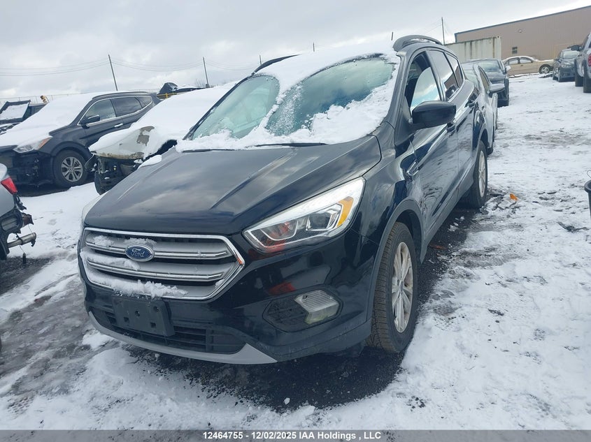 1FMCU9HD5JUA37774 2018 FORD ESCAPE photo no. 2