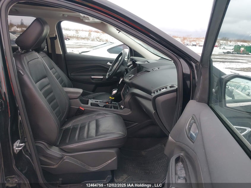 1FMCU9HD5JUA37774 2018 FORD ESCAPE photo no. 5