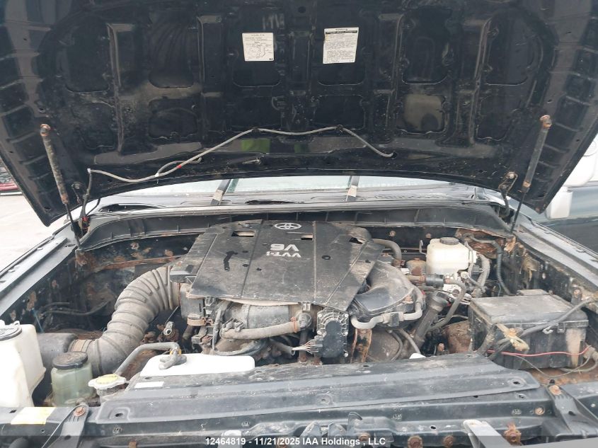 JTEBU11F070078726 2007 TOYOTA FJ CRUISER photo no. 10