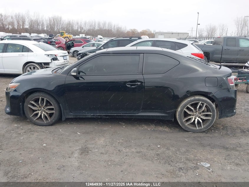 JTKJF5C7XE3072749 2014 SCION TC photo no. 14
