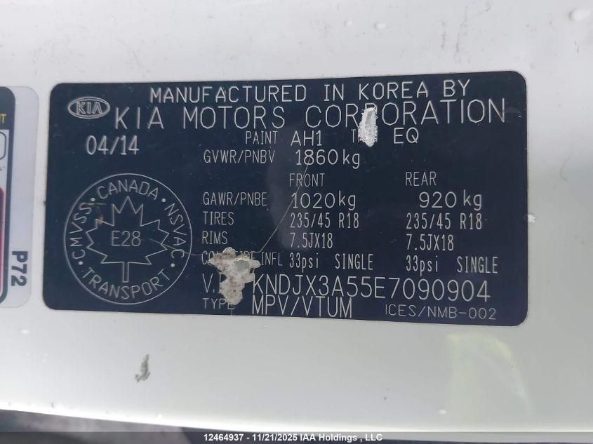 2014 Kia Soul Sx/Sx Luxury/Two-Tone Fathom Blue/White Special Edition/Two-Tone Inferno Red VIN: KNDJX3A55E7090904 Lot: 12464937